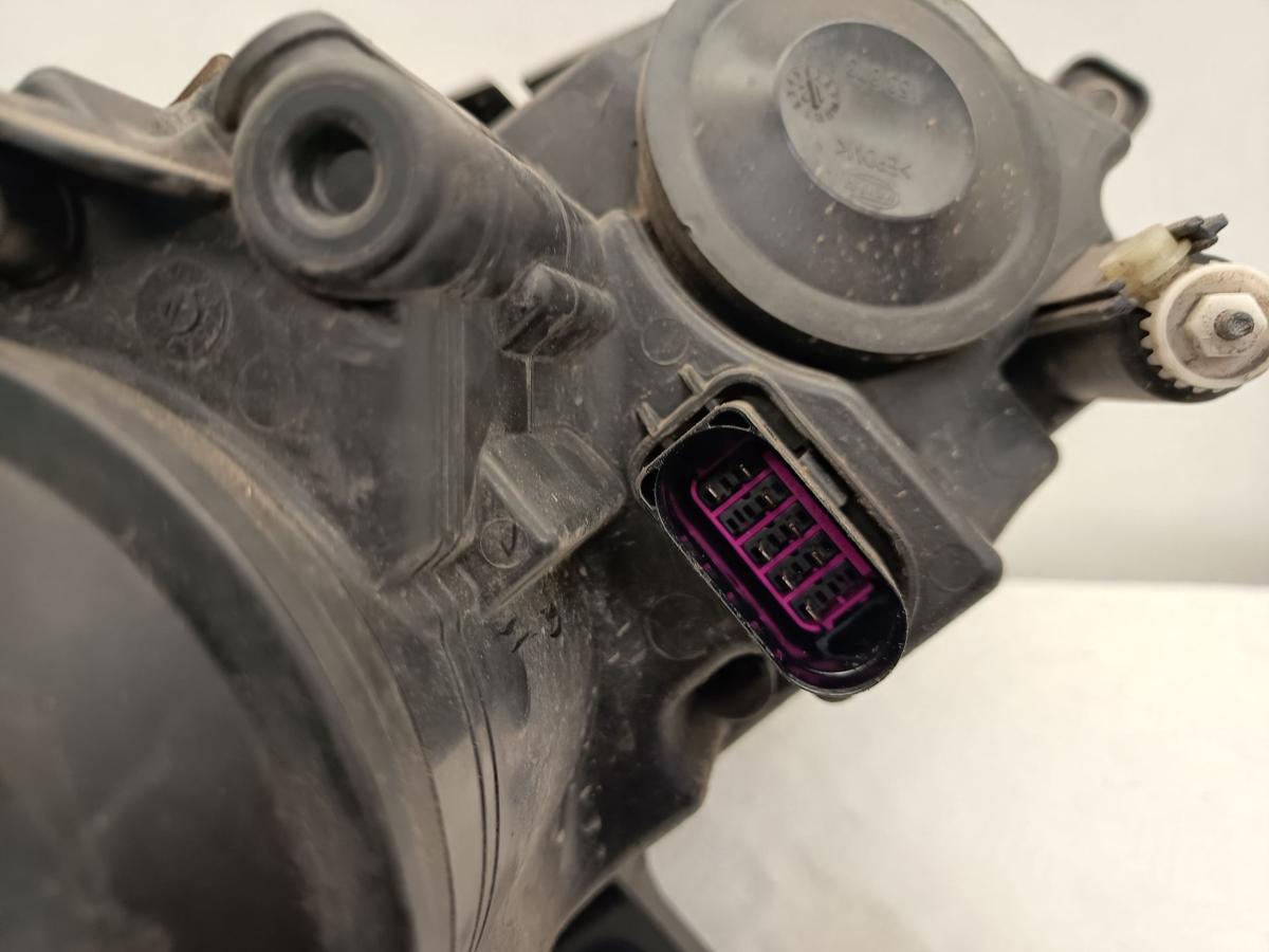VW Passat 3C original Scheinwerfer links Halogen Baujahr 2009
