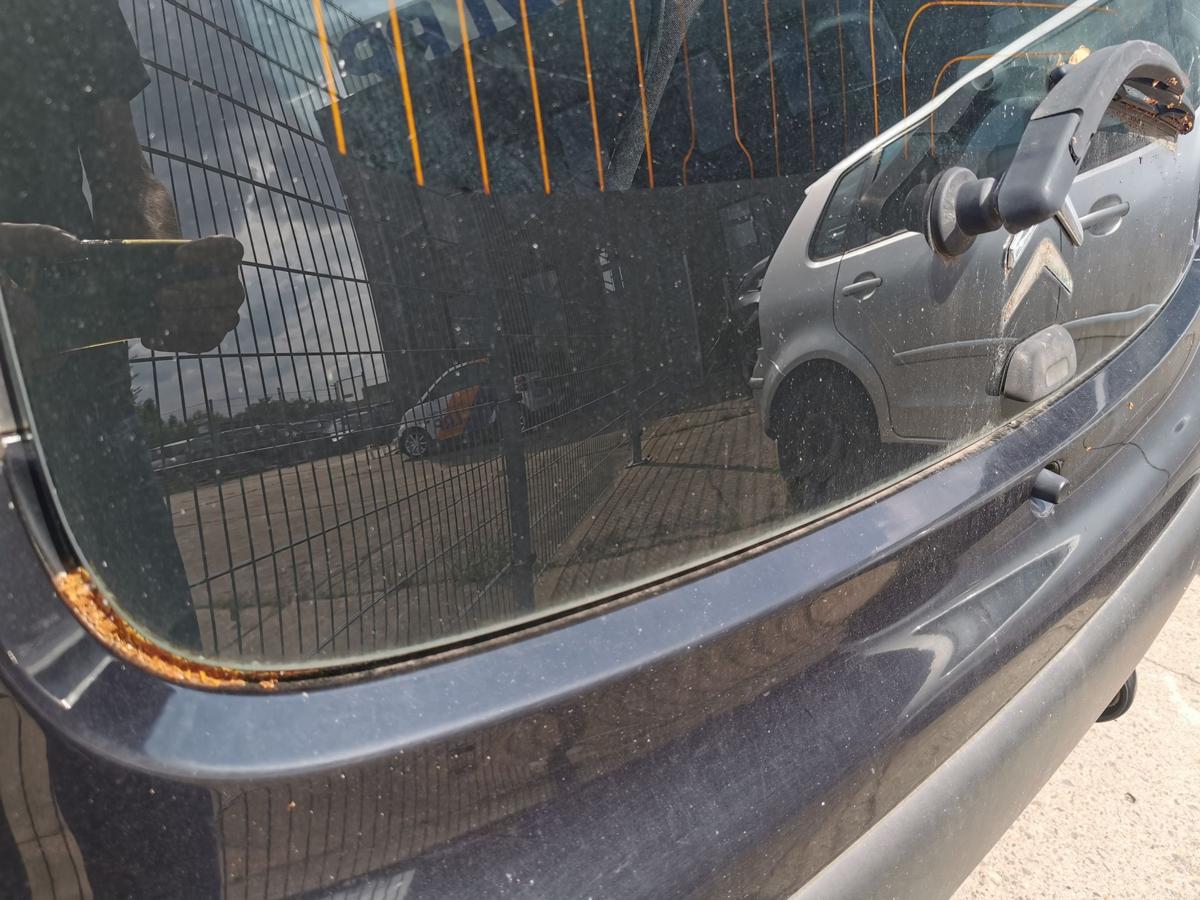 Citroen C1 P Heckscheibe Scheibe hinten Heckklappe Kofferklappe