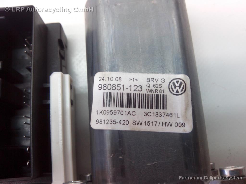 VW Passat 3C BJ2007 Fensterhebermotor vorn links 1K0959701AC