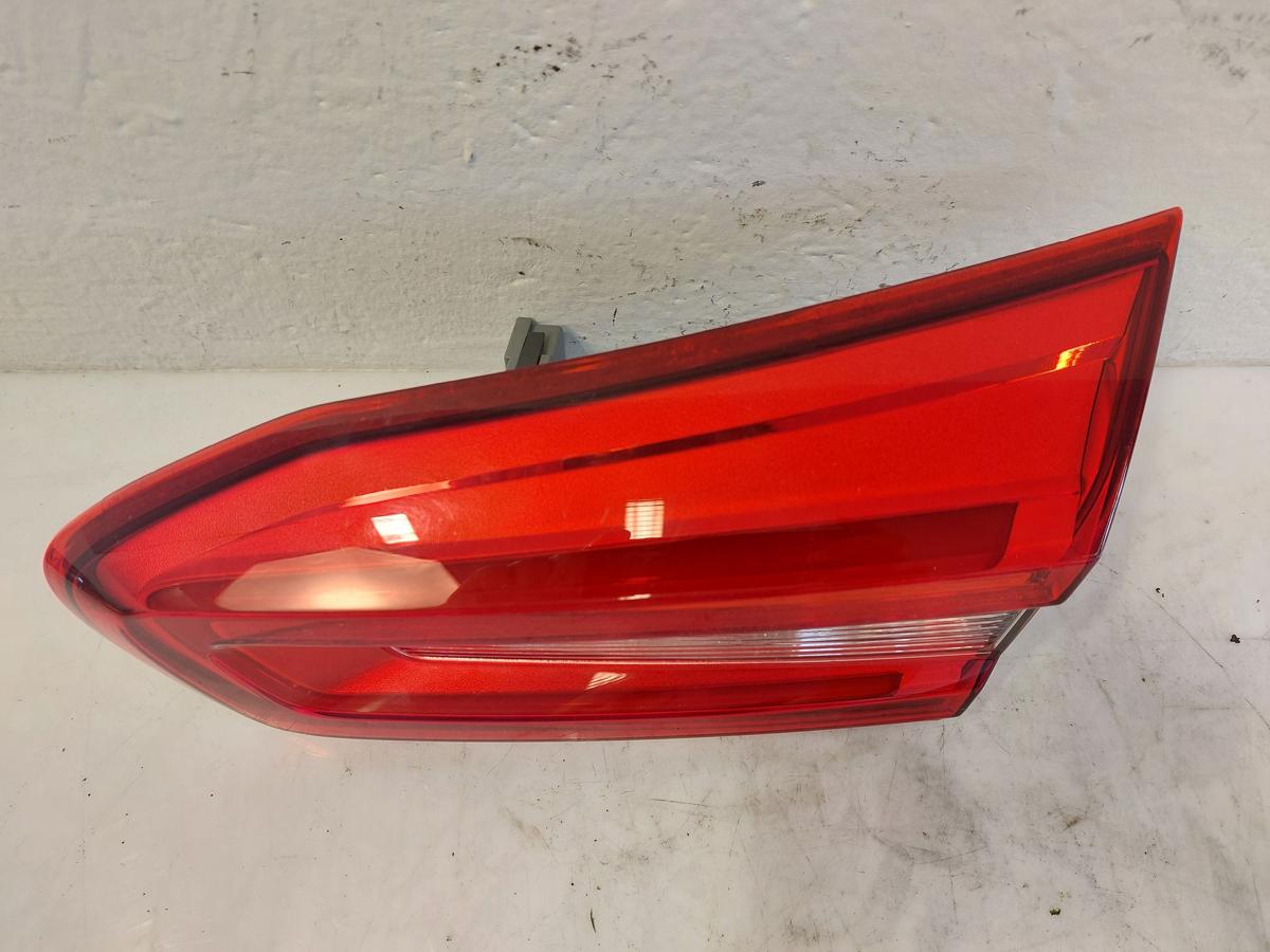 Ford Focus DEH Rückleuchte Schlussleuchte Rücklicht innen rechts 5 Türer LED
