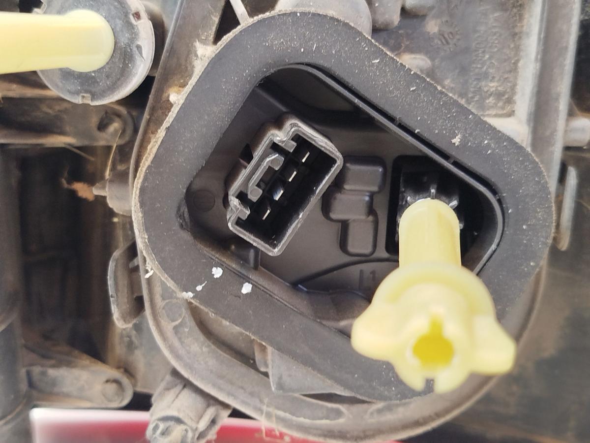 Ford C-Max CB7 R&uuml;ckleuchte links au&szlig;en Ecke R&uuml;cklicht Heckleuchte OEM