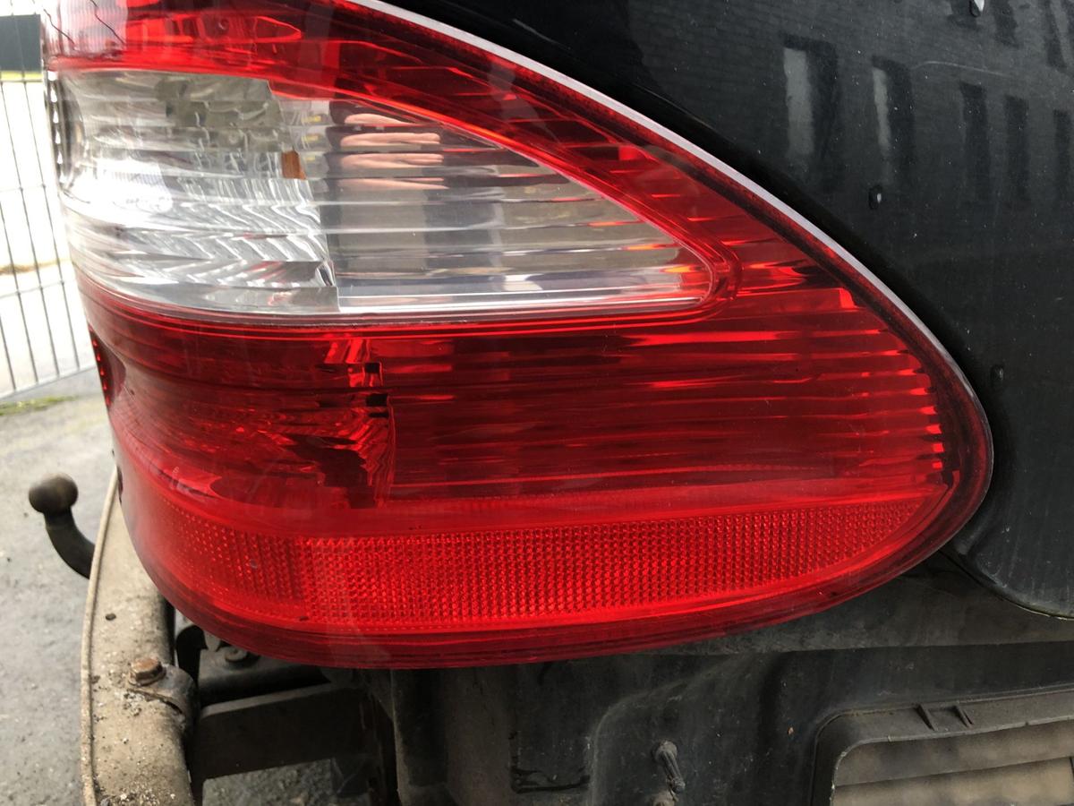 Mercedes W211 S211 E Klasse R&uuml;ckleuchte aussen rechts Kombi R&uuml;cklicht
