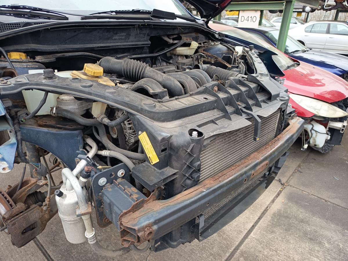 Mazda 2 DY original Schlosstr&auml;ger Frontmittelteil ohne K&uuml;hlerpaket Bj 2004