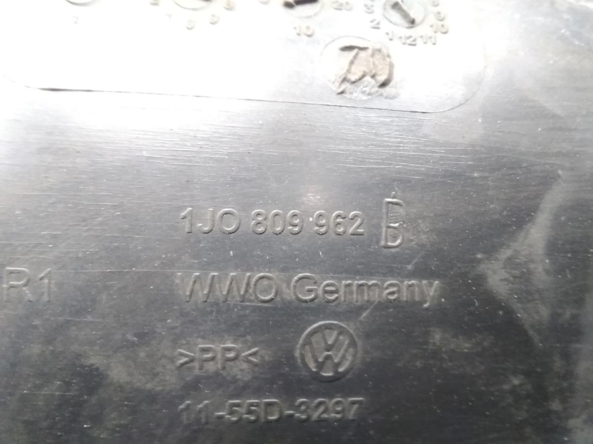 VW Golf 4 1J original Radhausschale vorn rechts Plastik schwarz BJ2003