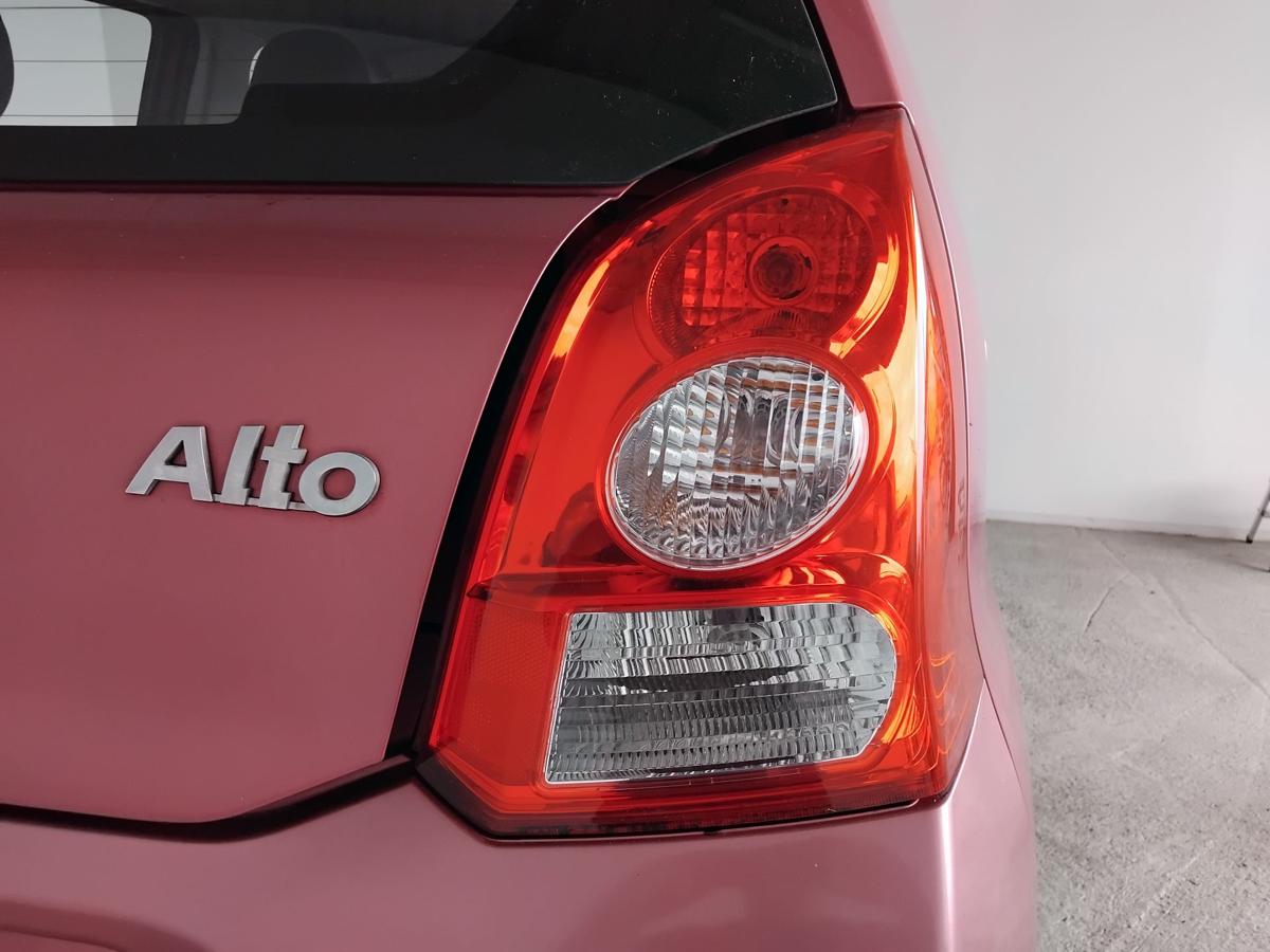 Suzuki Alto GF original Rückleuchte Schlussleuchte rechts BJ2009