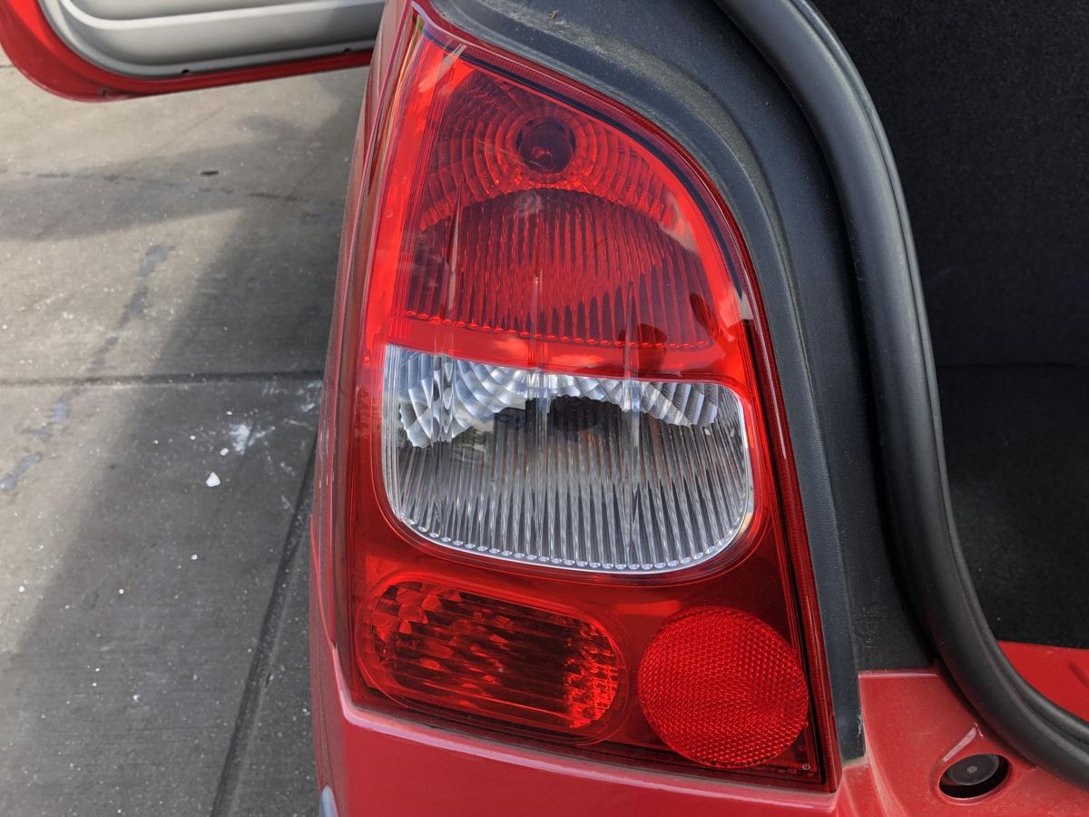Renault Twingo II original Rückleuchte links Heck/Schluss/Licht Bj 2009