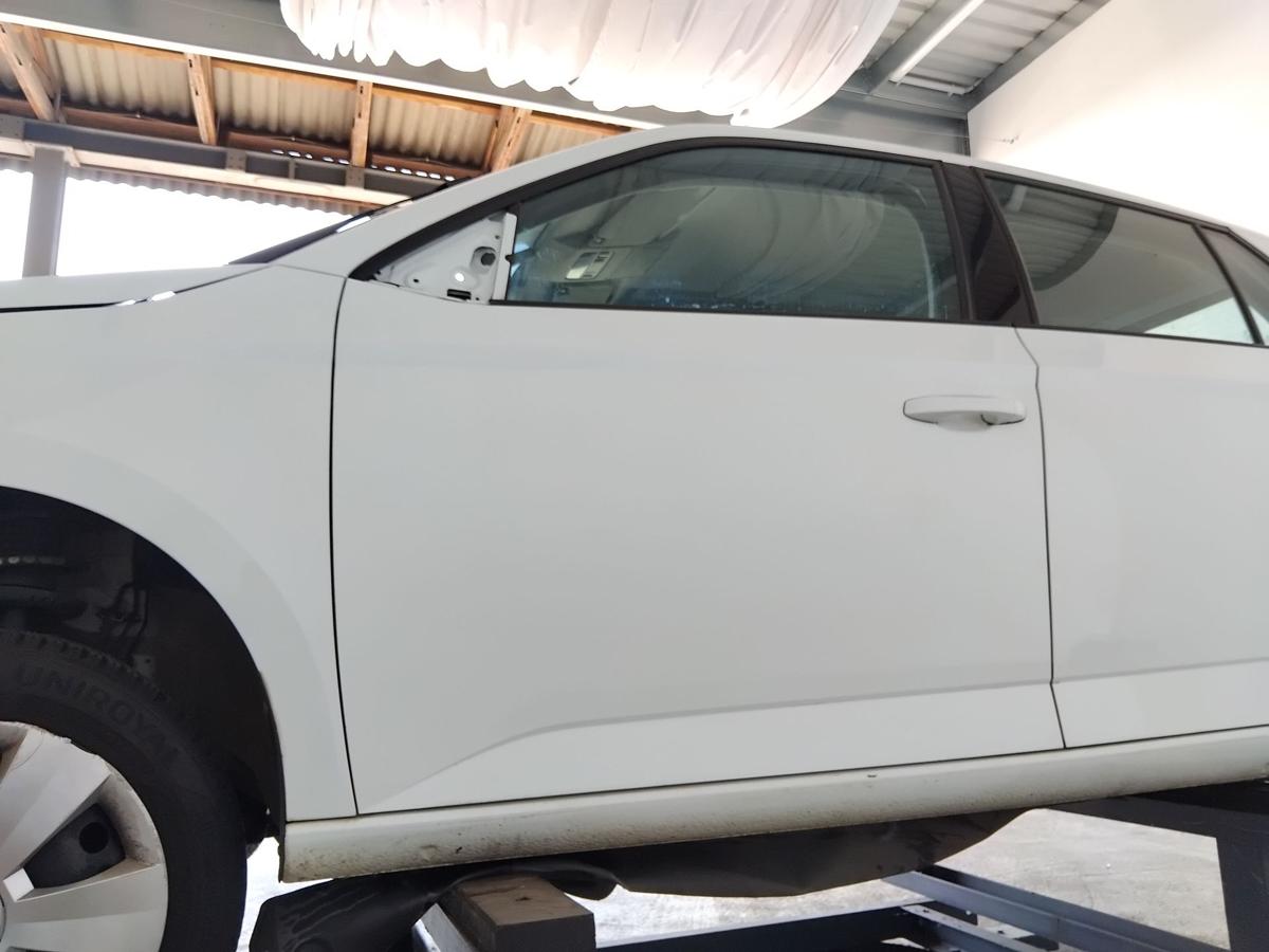 Skoda Fabia 3 III Tür vorn links Fahrertür weiss LF9F Laser White 5-Türer BJ2014