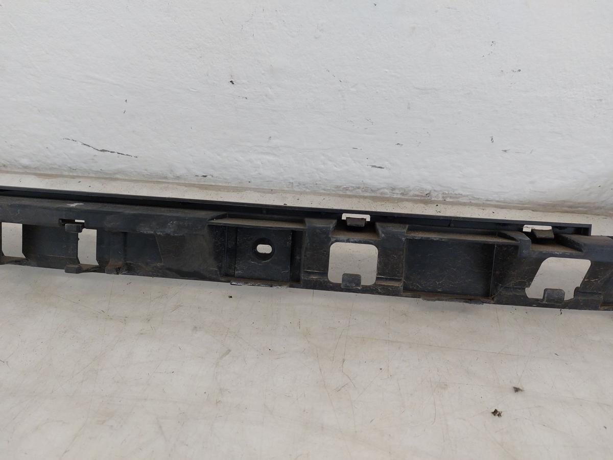 VW Passat CC Halter Befestigung mittig Sto&szlig;f&auml;nger hinten OEM