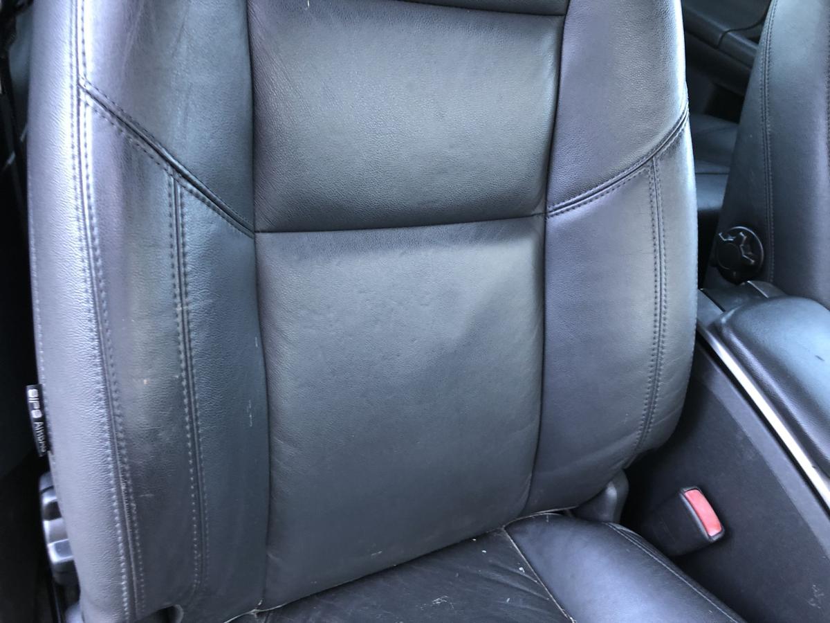 Volvo C30 Typ M Sitz vorn rechts Beifahrersitz Leder Ledersitz ohne Heizung