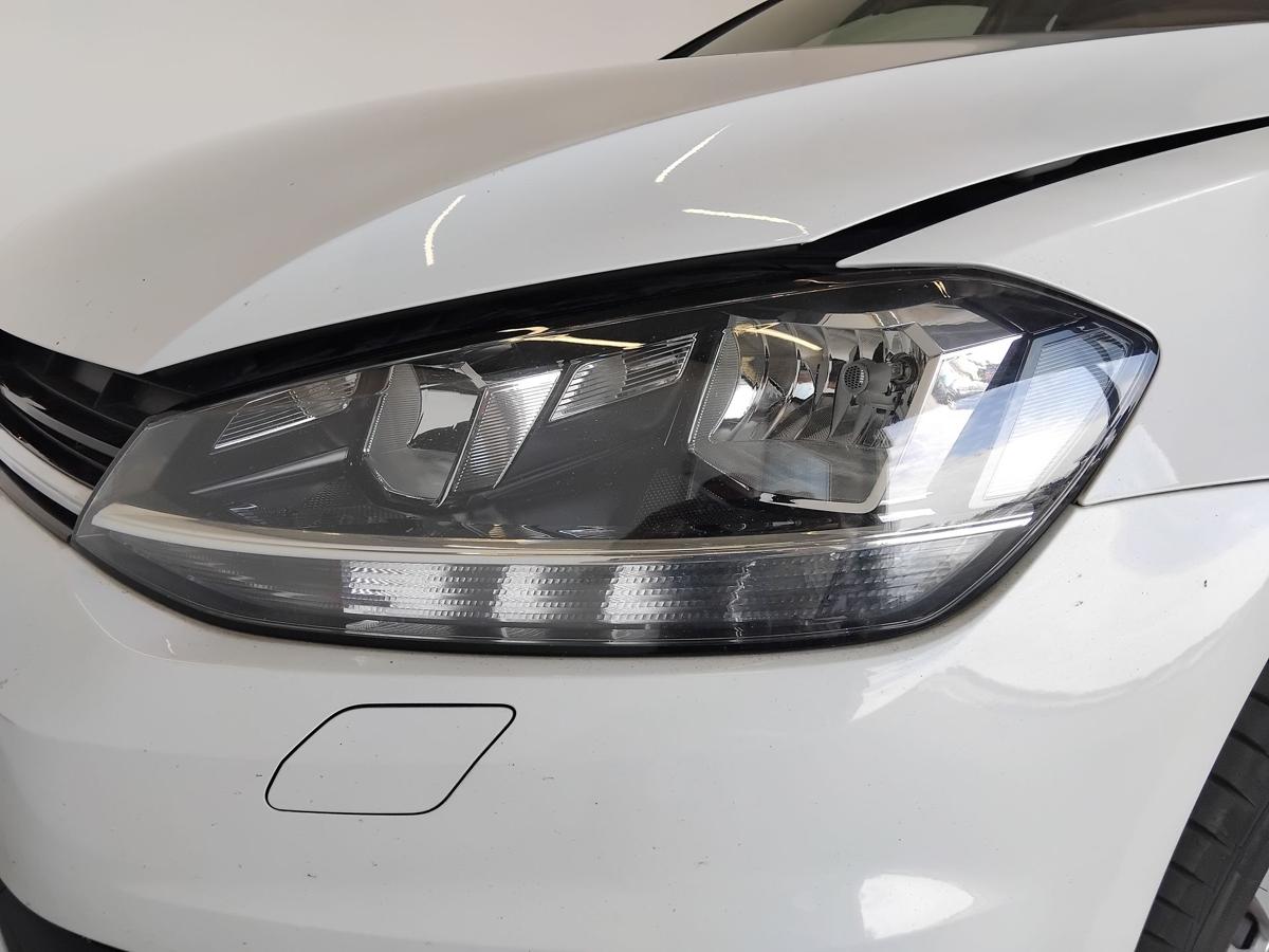 VW Golf 7 Facelift original Scheinwerfer links Halogen mit LWR BJ2019