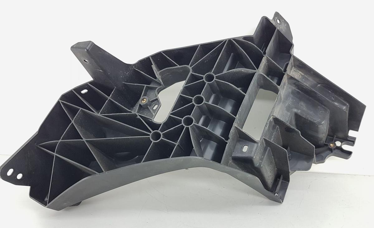 Tesla Model X Halter Scheinwerfer links Bj22 1617912-00-C Scheinwerferhalterung