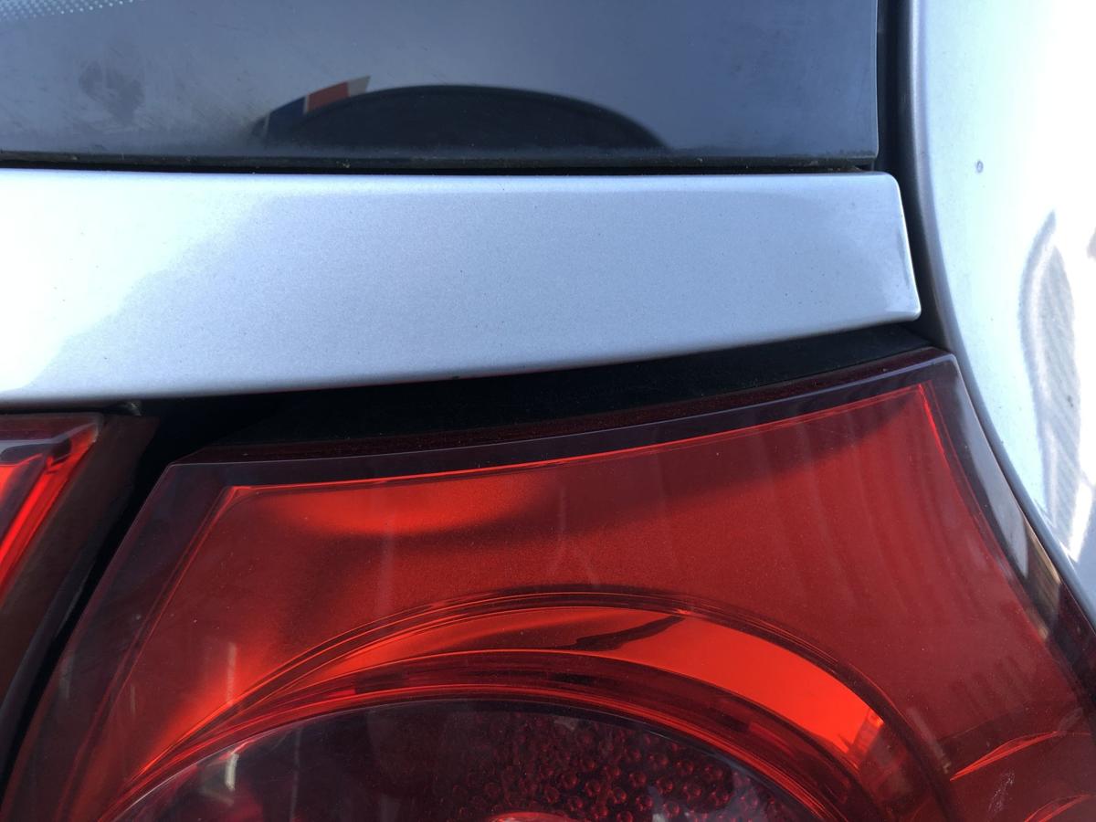 VW Golf 5 V 1K R&uuml;ckleuchte rechts R&uuml;cklicht Heckleuchte f&uuml;r 3 und 5 t&uuml;rer