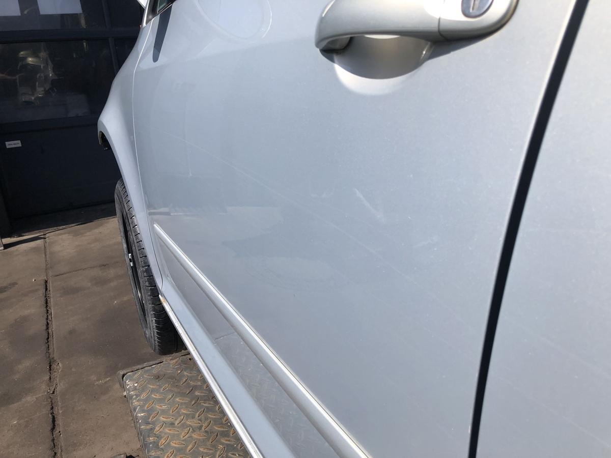 Golf Plus 5M original Tür vorn links Fahrer R7L Silver Leaf Bj 2009