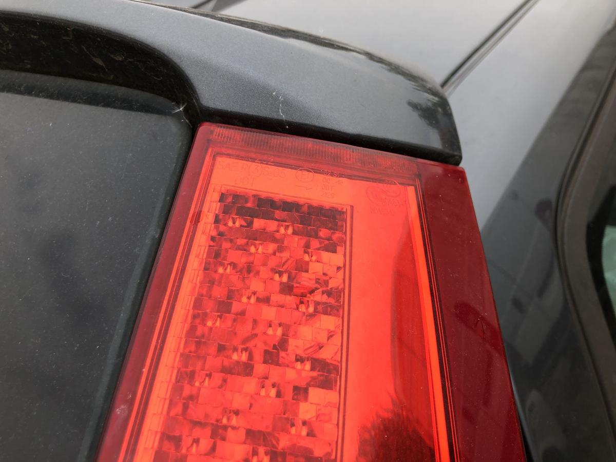 Volvo V70 Typ B R&uuml;ckleuchte innen rechts Heckklappenteil R&uuml;cklicht Heckleuchte