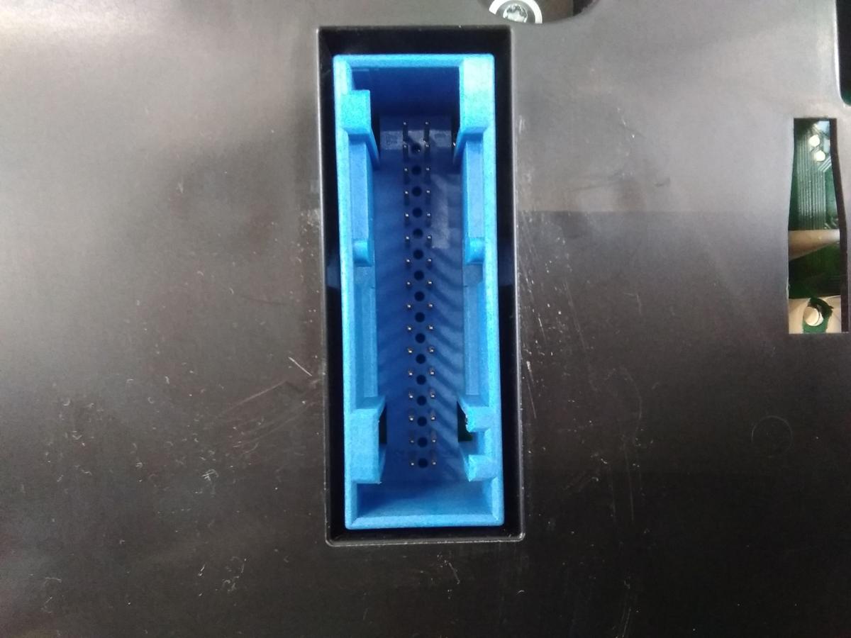 Audi A1 8X original Kombiinstrument Tacho 1.6TDI 77kw Schalter BJ2010