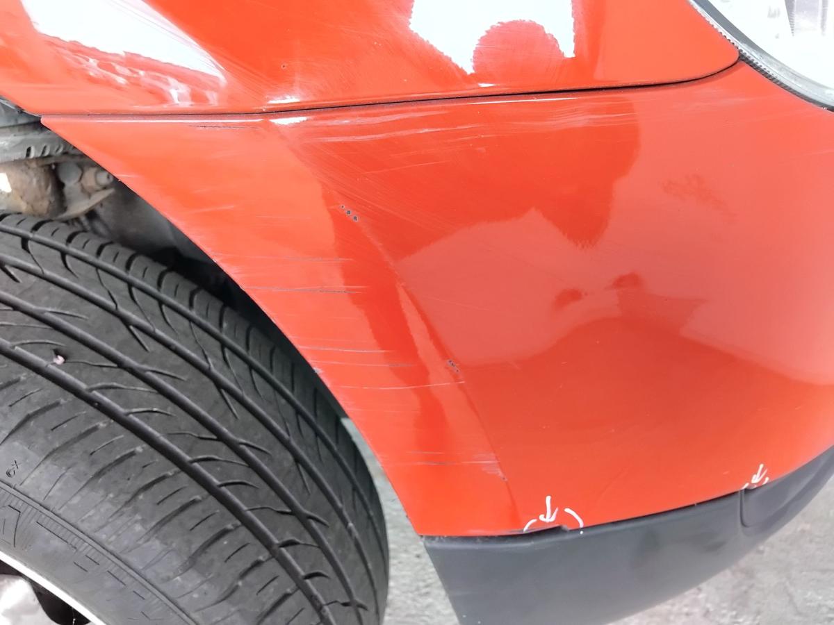 Skoda Yeti 5L original Stoßfänger Stoßstange vorn beschädigt BJ2010 LF3K Corrida Red