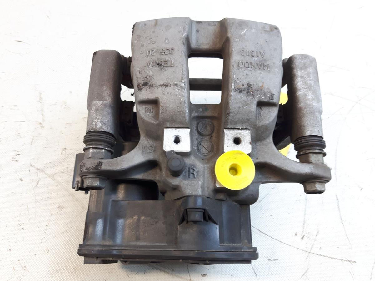 Tesla Model Y original Bremssattel hinten rechts BJ2021 Dualmotor Allrad nicht Performance