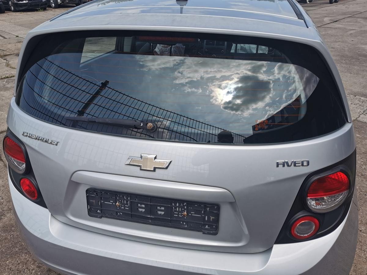 Chevrolet Aveo T300 Heckklappe Klappe Kofferklappe Roh 5 T&uuml;rer silber met TEXT