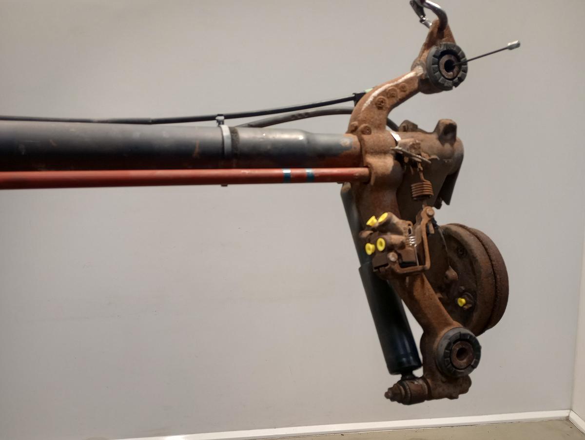 Peugeot 206 orig Hinterachse Trommel LAB Achse Bj 2004