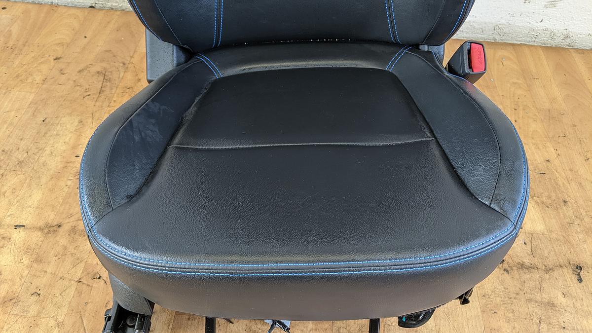 Dacia Spring Sitz vorn rechts Beifahrersitz Kunstleder