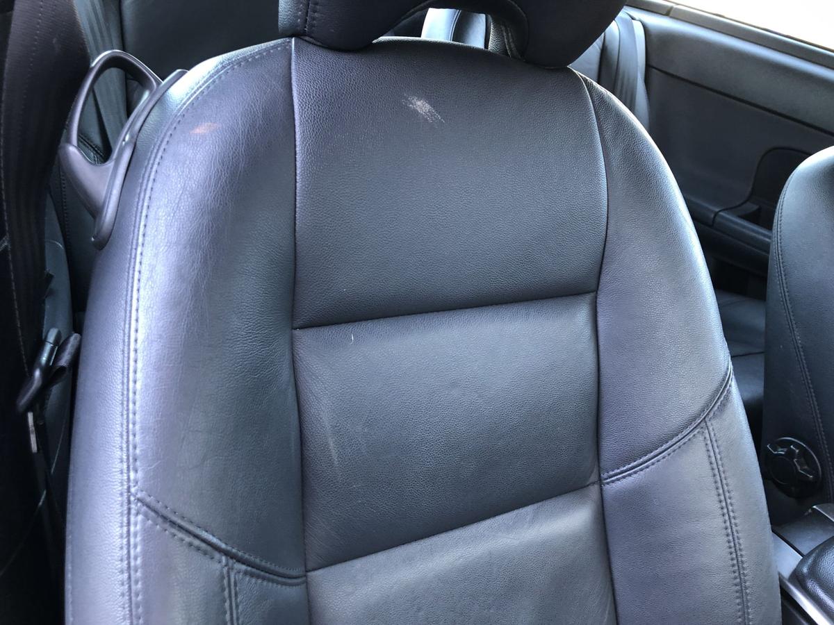 Volvo C30 Typ M Sitz vorn rechts Beifahrersitz Leder Ledersitz ohne Heizung