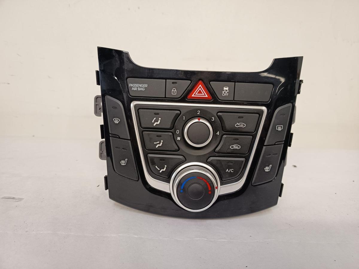 Hyundai i30 GD orig Heizungsbetätigung Sitzheizung Klima Bedienteil Bj 2013