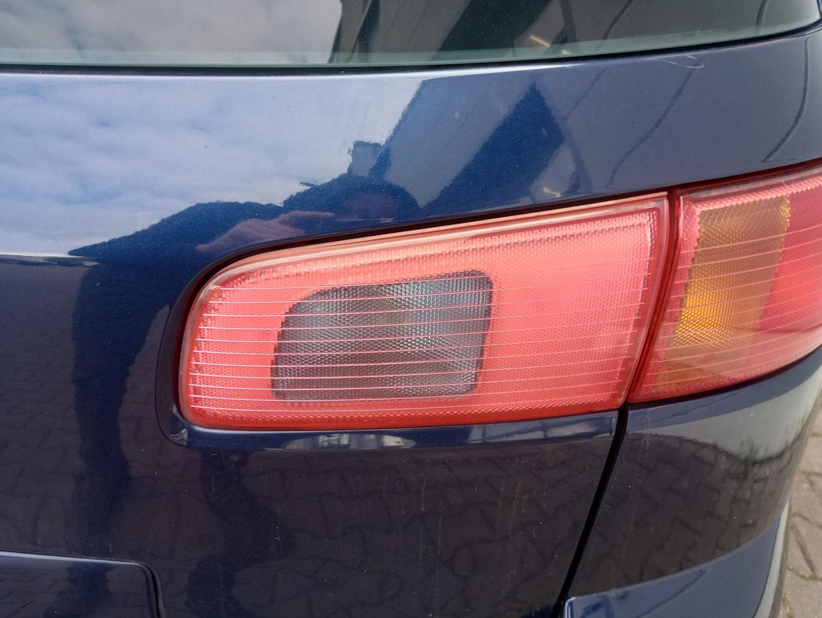 Mazda 2 DY orig Rückleuchte rechts innen Heckleuchte bis Bj 2005
