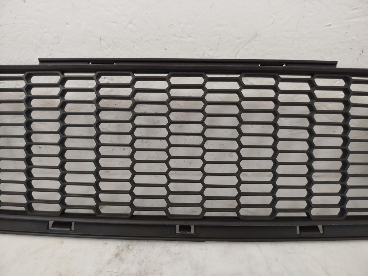 Mini II R56 nur Cooper S Gitter Mitte Stossfänger vorn Luftgitter Lufteinlass