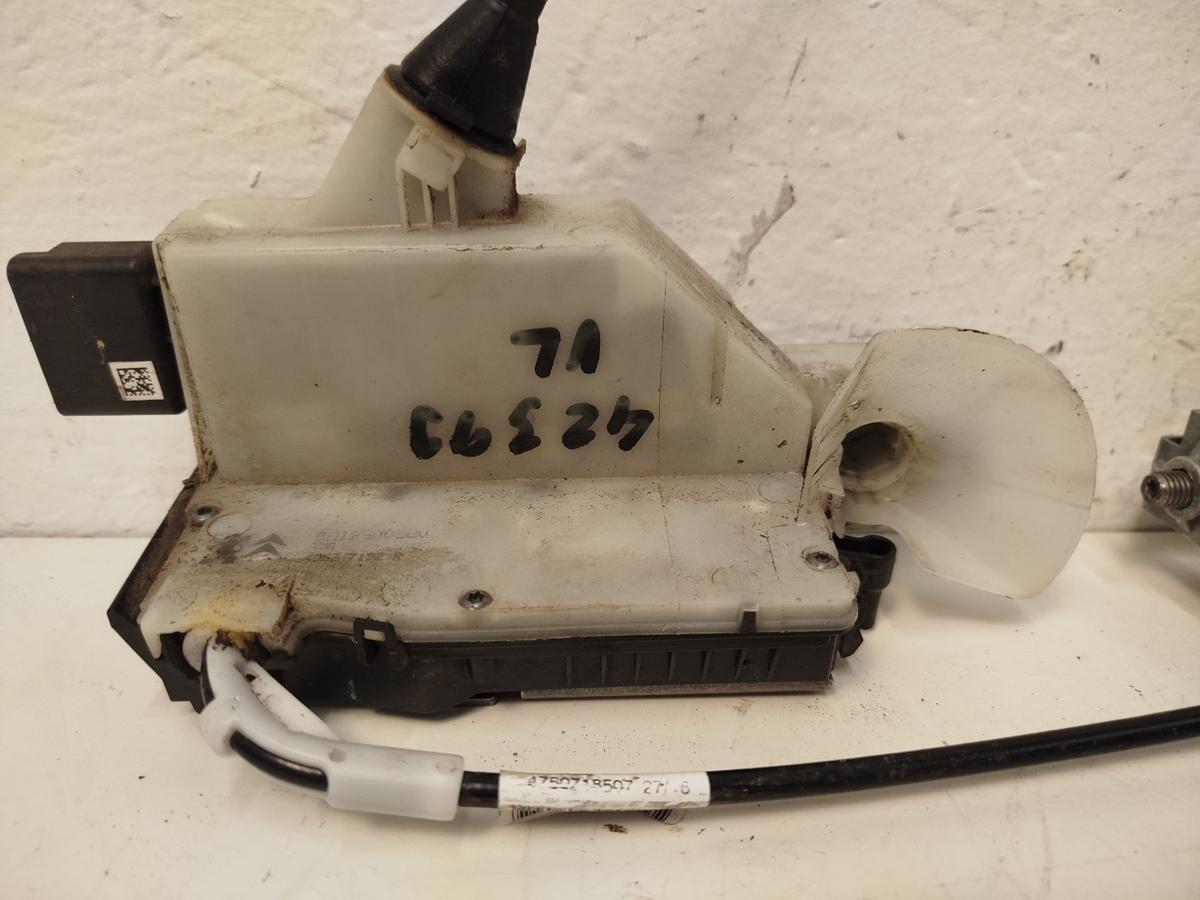 Peugeot 2008 I CU ab16 T&uuml;rschloss vorn links mit Tr&auml;ger T&uuml;rgriff Fahrert&uuml;r OEM