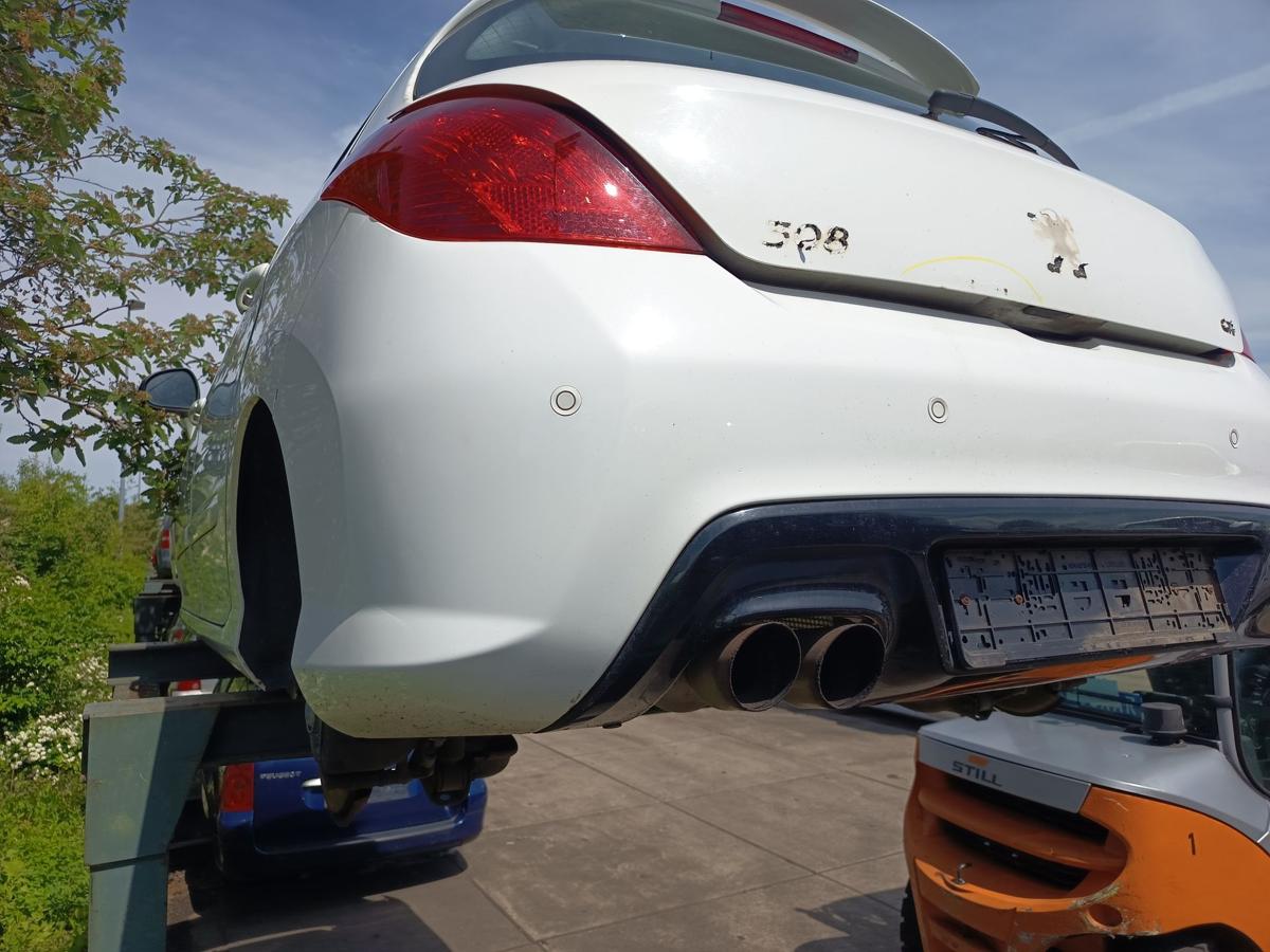 Peugeot 308 GTI original Sto&szlig;stange F&auml;nger hinten Heck EWP Schneewei&szlig; Bj 2011