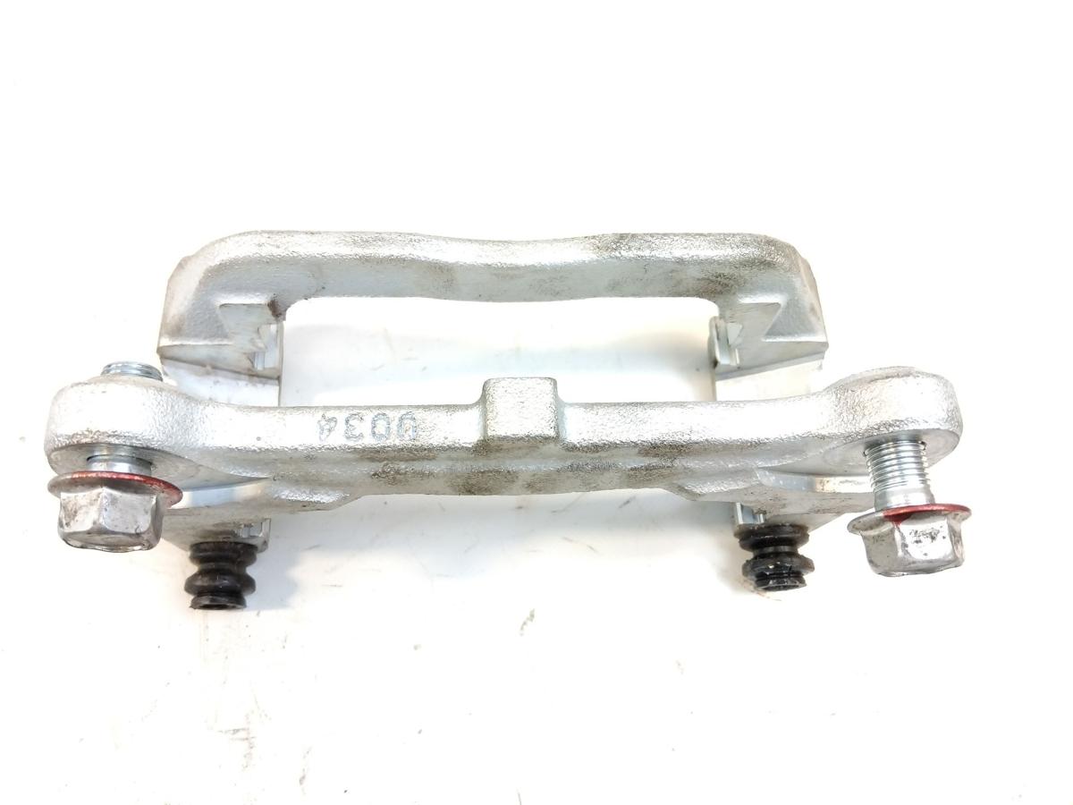 Mitsubishi Eclipse Cross original Bremssatteltr&auml;ger Vorderachse links Bj.2024