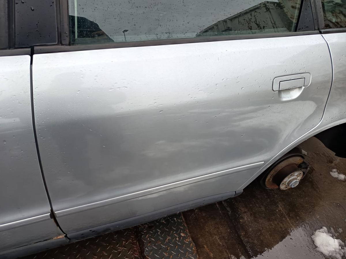 Audi A4 B5 Limo original T&uuml;r hinten links Y7M Alusilber Baujahr 1996