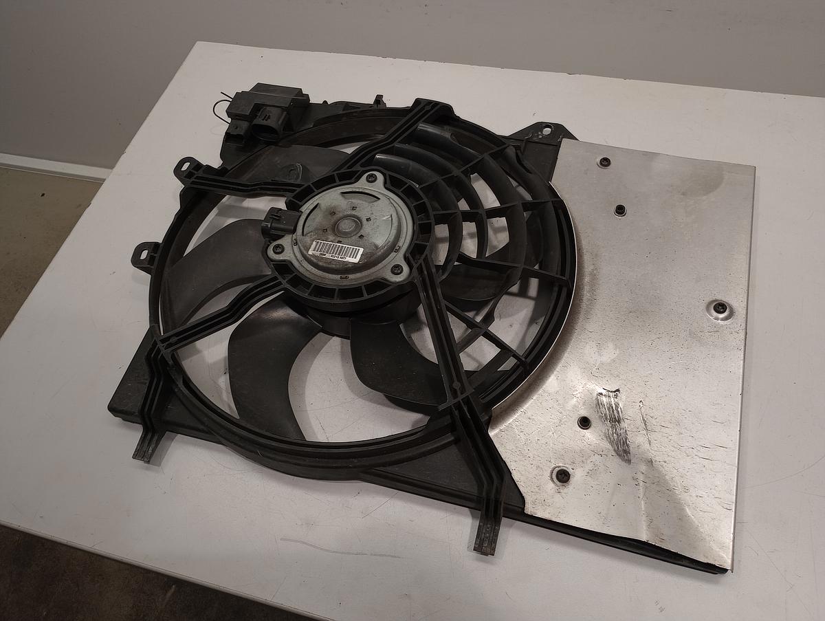 Citroen C3 II orig Elektrol&uuml;fter mit Zarge 1560ccm 68kW Benzin Bj 2014