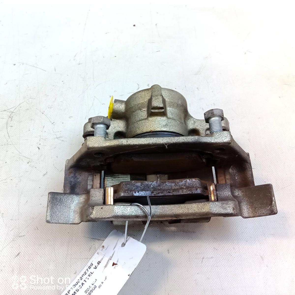 Mercedes A-Klasse W168 original Bremssattel Vorderachse rechts mit Tr&auml;ger Bj2000