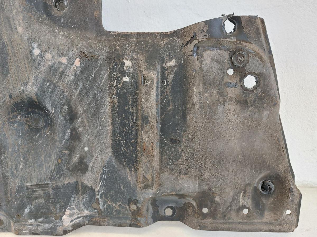 Nissan Leaf ZE1 40kWh Unterfahrschutz Unterbodenschutz Akkuschutz OEM Teilst&uuml;ck