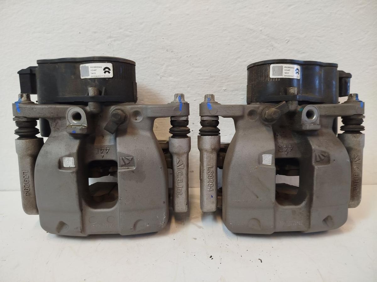 NIO EL6 Elektro SUV Bremssattel hinten links rechts Hinterachse elek Parkbremse