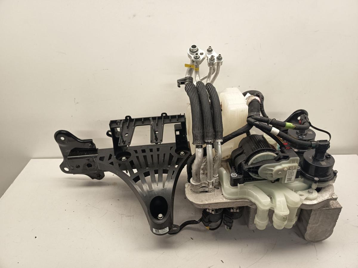 Tesla Model 3 orig W&auml;rmetauscher Klima mit vorn 152300300B Baujahr 2022