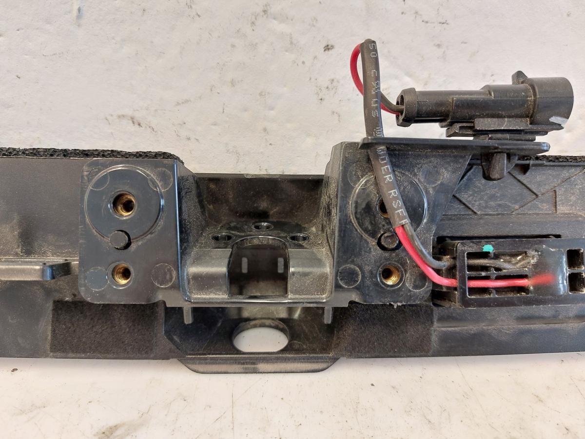 NIO ET7 Elektro Taster Heckklappe Griffleiste mit Kennzeichenleuchten OEM