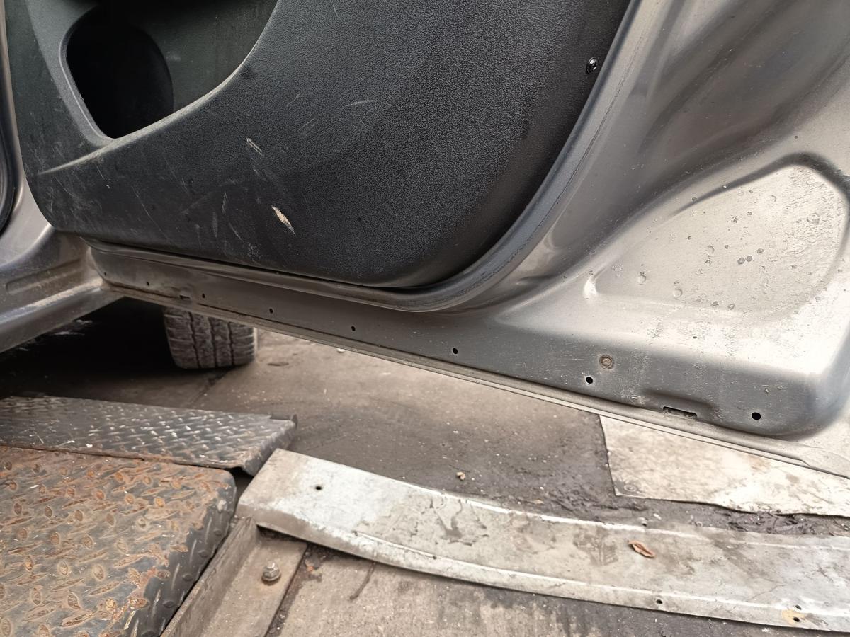 Opel Combo D original T&uuml;r vorne rechts GJM Grau Baujahr 2012