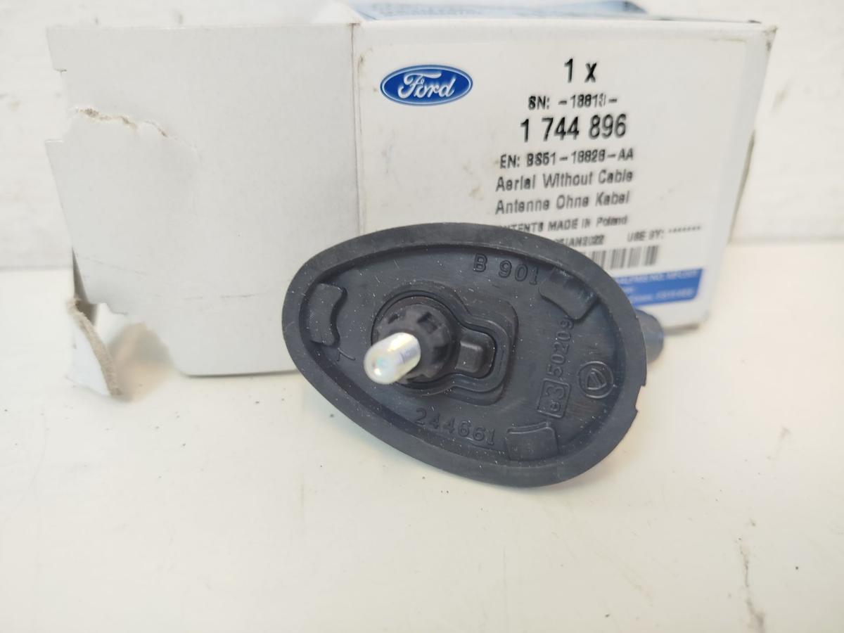 Ford KA RU8 Antennenfuss Antennensockel Antenne Unterteil Dachantenne
