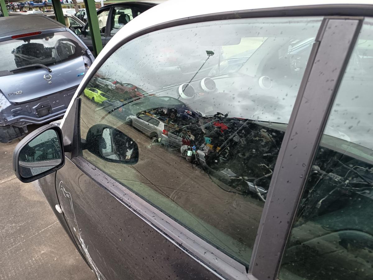 Smart Fortwo Coupe 453 original T&uuml;rscheibe links Fahrerfenster Bj 2016