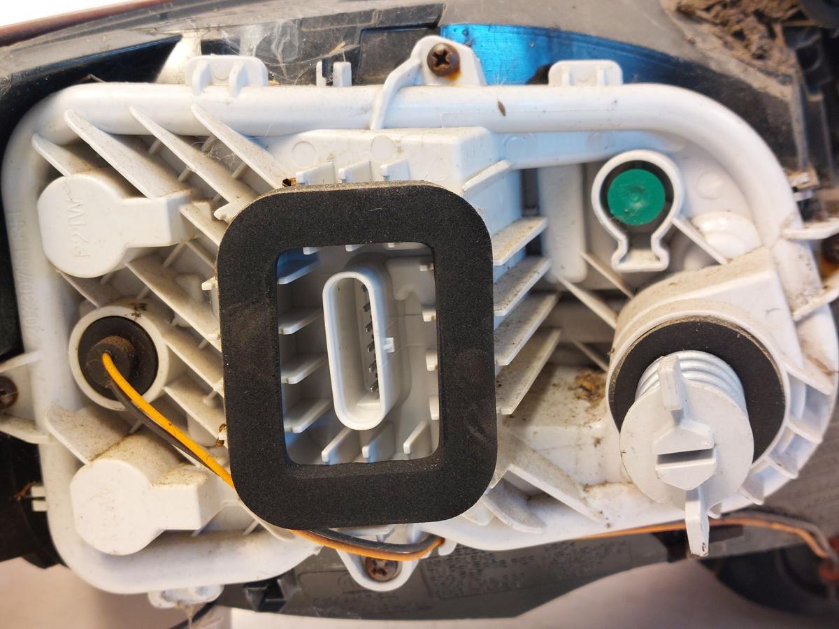 Fiat Tipo Typ 356 Rückleuchte rechts außen Ecke Rücklicht Stufenheck