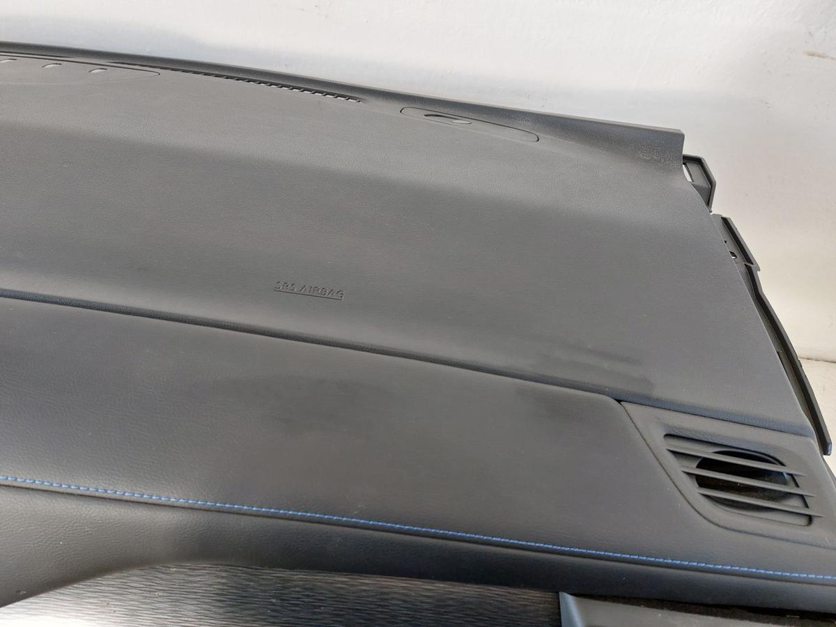 Nissan Leaf ZE1 40kWh Armaturenbrett Armaturentafel Dashboard Cockpit