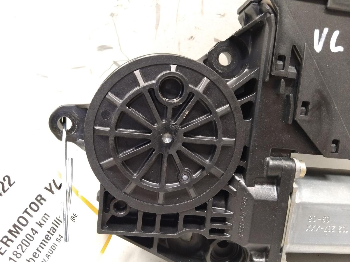 Audi A4 8E B6 orig Fensterhebermotor vorn links mit T&uuml;rsteuerger&auml;t BJ2003