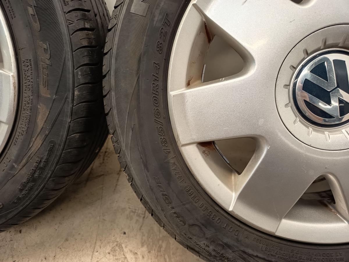 Satz VW Polo Alufelgen 6Q0601023K mit Sommerreifen Nexen 185/60R14 82T DOT 12/24