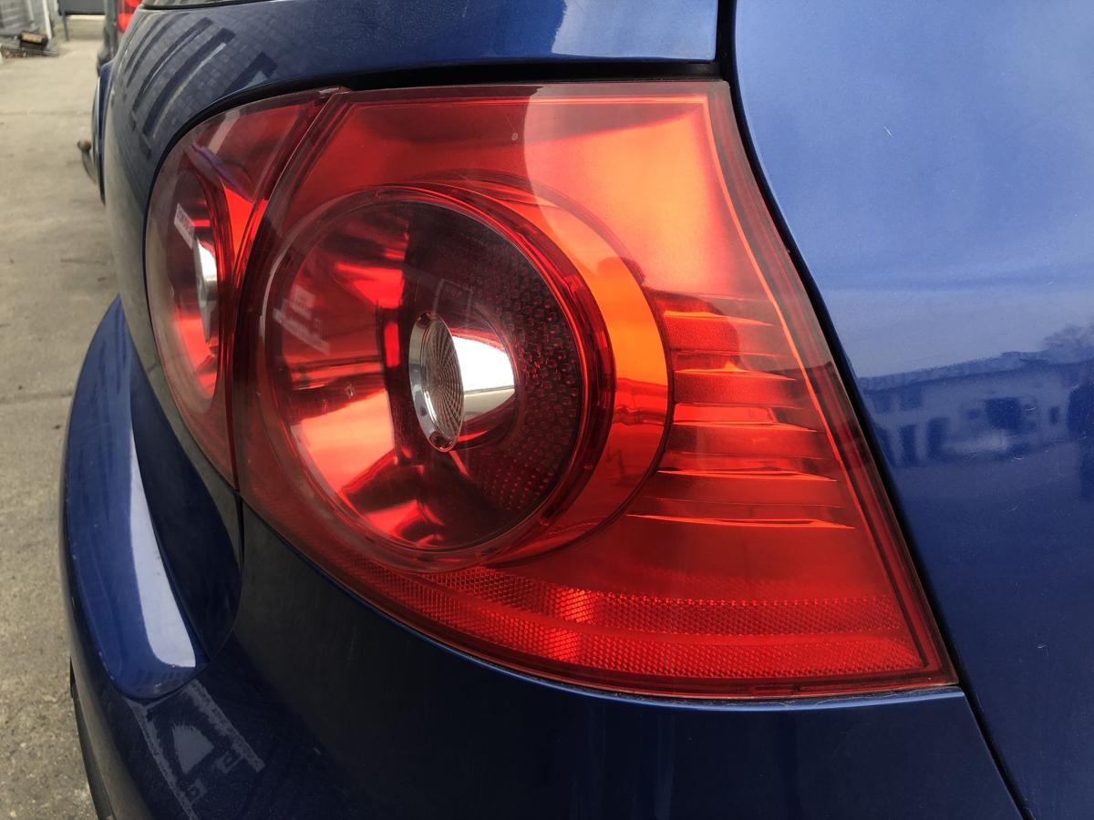 VW Golf 5 V 1K R&uuml;ckleuchte au&szlig;en rechts R&uuml;cklicht Heckleuchte f&uuml;r 3 und 5 t&uuml;rer