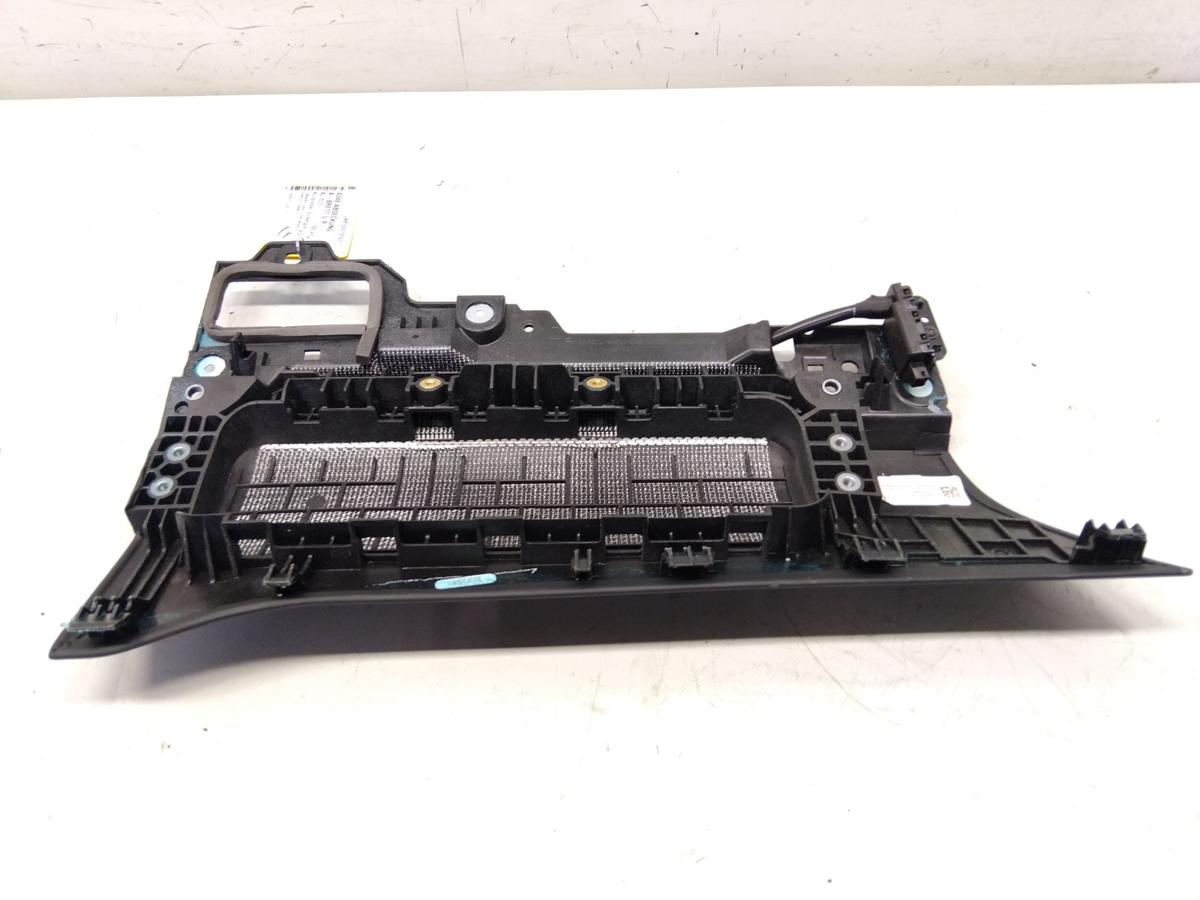 Tesla Model S Facelift Abdeckung Blende Armaturenbrett rechts unten Bj.2023