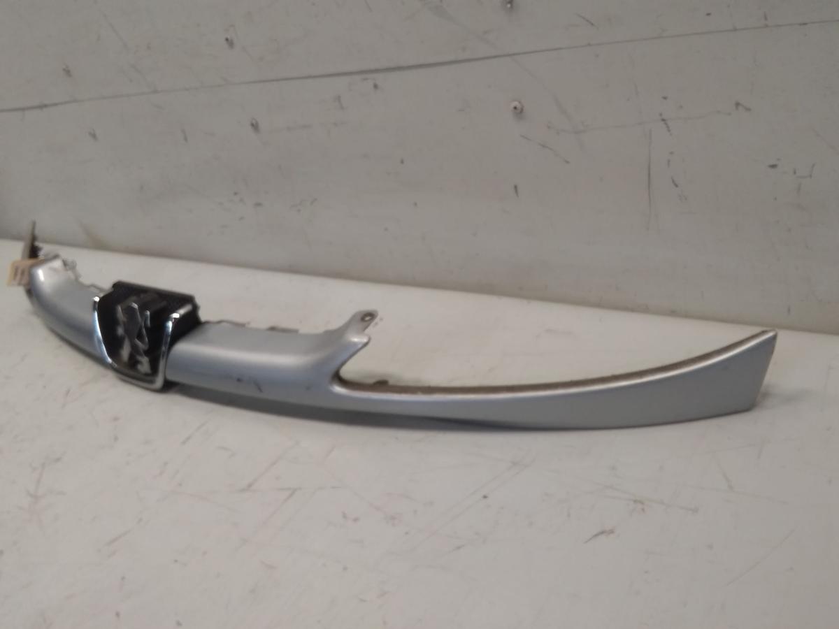Peugeot 206 Kombi original Grill K&uuml;hlergrill mit Emblem silber EZR BJ2004