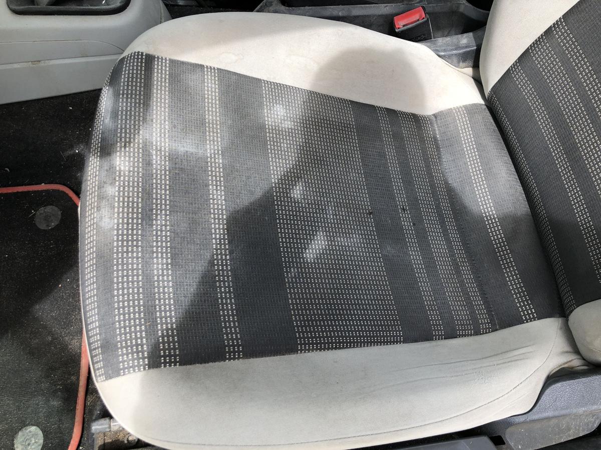 Seat Mii Typ AA Sitz vorn links Fahrersitz Stoff ohne Heizung 3 t&uuml;rer