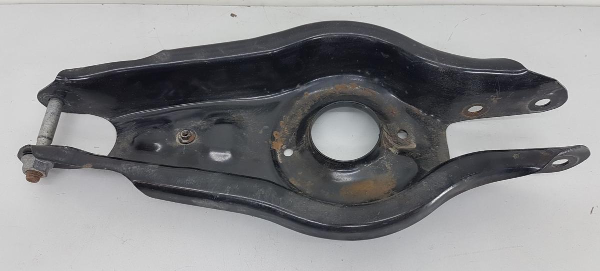 Tesla Model Y Querlenkersatz hinten rechts Satz Querlenker Bj2022 1044451-00-F